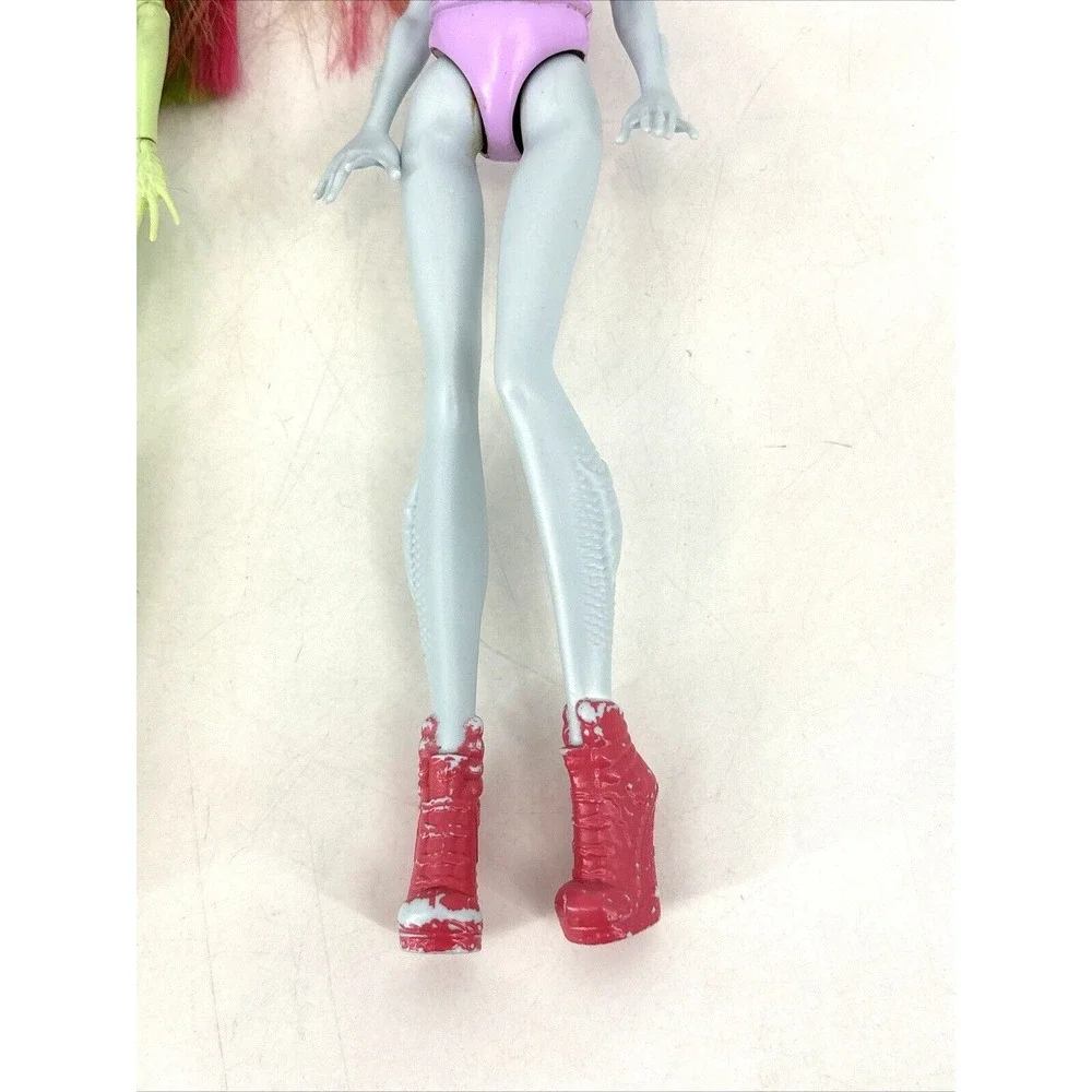 Monster High Doll LOT Venus‎ McFlyTrap Nude 2008 & Laguna Blue Doll 2015 AS IS